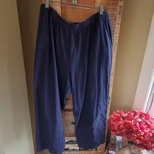 Lands End Starfish navy capris, size 16-18